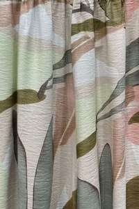 Vestido midi estampado com alças ajustáveis Kwi