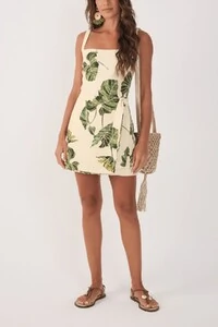 Macaquinho linho estampa folhar Dress to