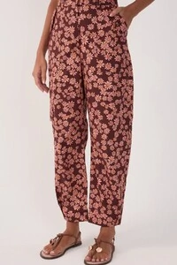 Calça utilitária estampa margaridas rosa Dress to