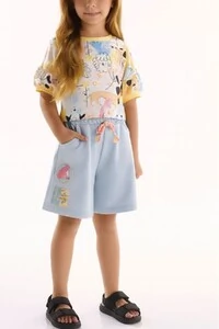 Conjunto blusa malha e short moletom Três E Já