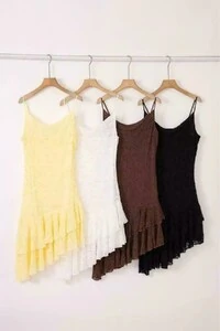 Vestido renda assimetrico Kwi