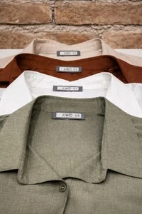 Camisa feminina plus size em viscose Kwi