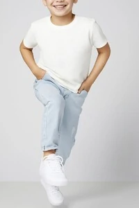 Camiseta infantil com textura canelada Oliver