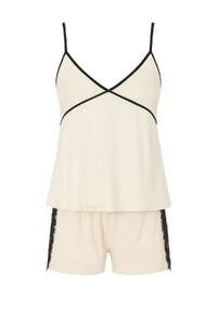 Short doll detalhes em renda Kwi