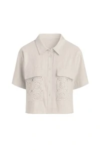 Camisa feminina com bolsos crochê Kwi