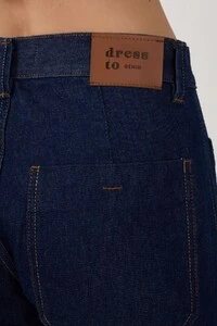 Calça jeans flare bolso Dress to