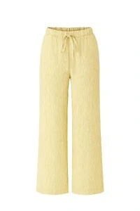 Calça pantalona feminina em crepe seersucker Kwi