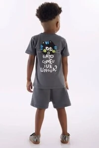 Conjunto camiseta malha e bermuda moletom sem felpa Três e Já