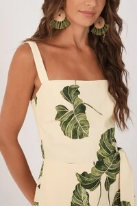 Macaquinho linho estampa folhar Dress to