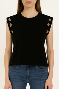 Blusa manga muscle em malha com aplicação de flores Kwi