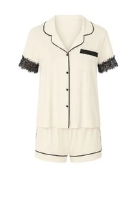 Camisaria manga curta detalhes em renda Kwi