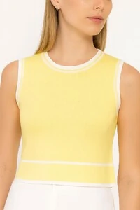 Regata em tricot com detalhes canelados Kwi