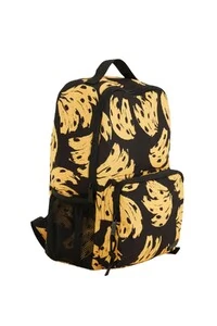 Mochila me leva bossa banana Farm