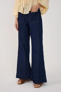 Calça jeans flare bolso Dress to
