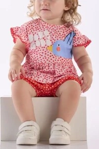 Conjunto blusa e short em malha digital Três e Já