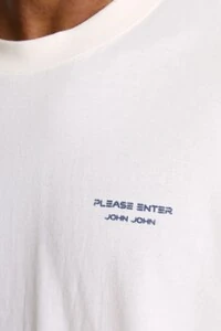 Camiseta box fit brand not found John John