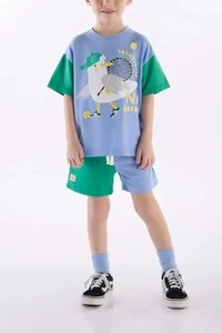 Conjunto camiseta malha e bermuda moletom Três e Já