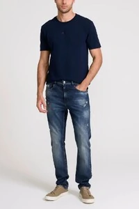 Camiseta regular fit clean John John