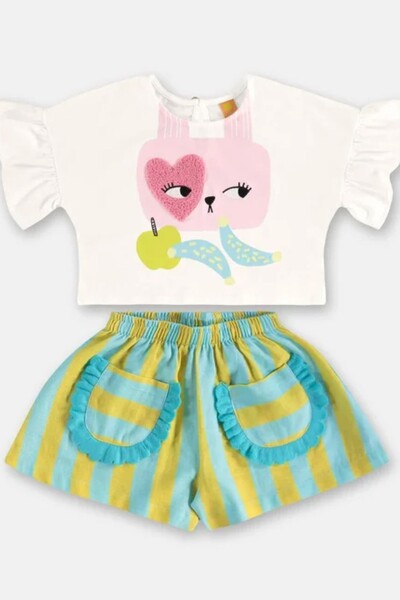 FotoConjunto blusa malha e short viscolinho Três e Já