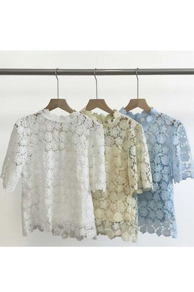 FotoBlusa feminina de renda Kwi
