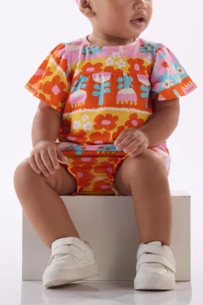 Foto Conjunto blusa, calcinha e faixa em meia malha Três e Já