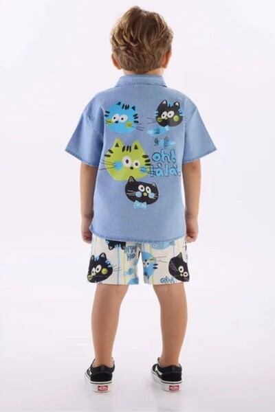 FotoConjunto camisa tecido e bermuda em moletom Três e Já