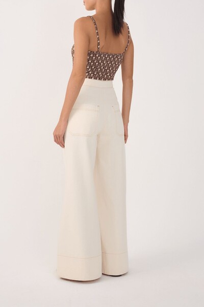 FotoCalça sarja pesponto botões Dress to