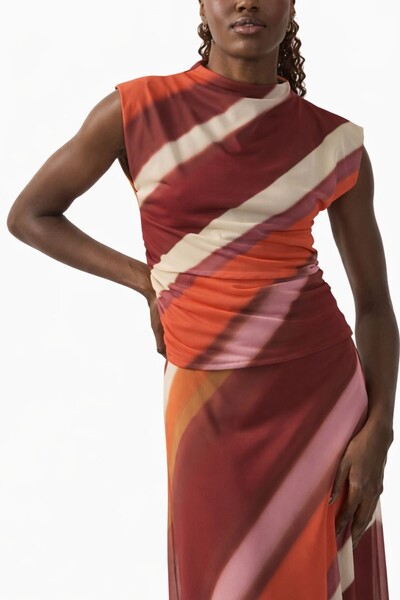 Foto Blusa tule estampa lumini Dress to