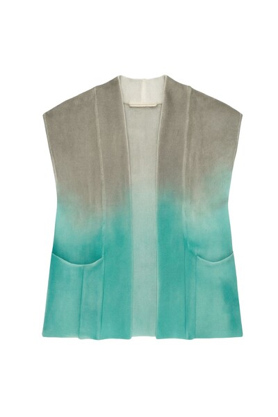 Foto Coletão infantil retilínea spray Juliana Gevaerd