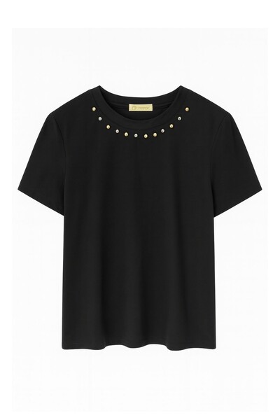 Foto T-shirt feminina com aplicações no decote Kwi
