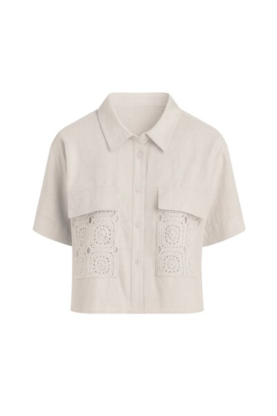 Foto Camisa feminina com bolsos crochê Kwi