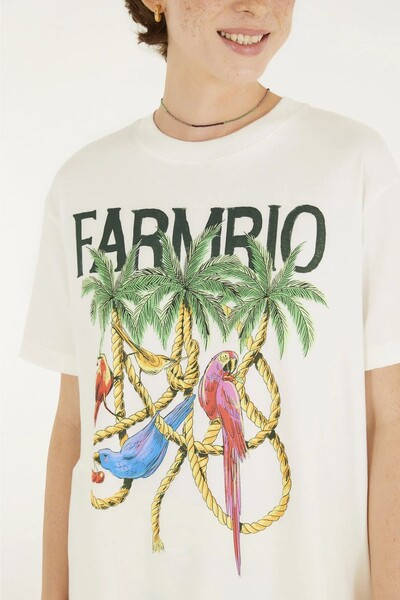 FotoTshirt media cordas e aves colorida Farm