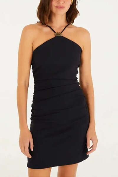 Foto Vestido curto aviamento Farm