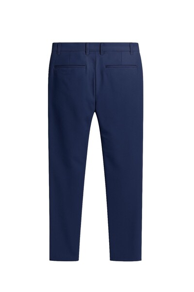 FotoCalça slim masculina Kwi