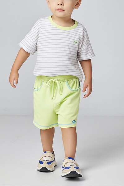 Foto Conjunto infantil camiseta e bermuda Oliver