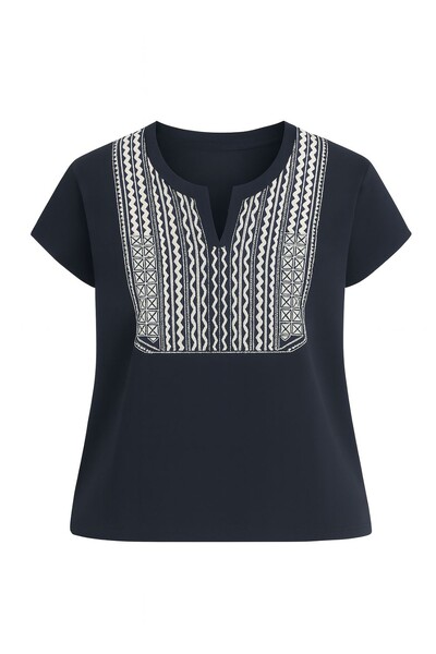 Foto Blusa plus size com bordada Kwi
