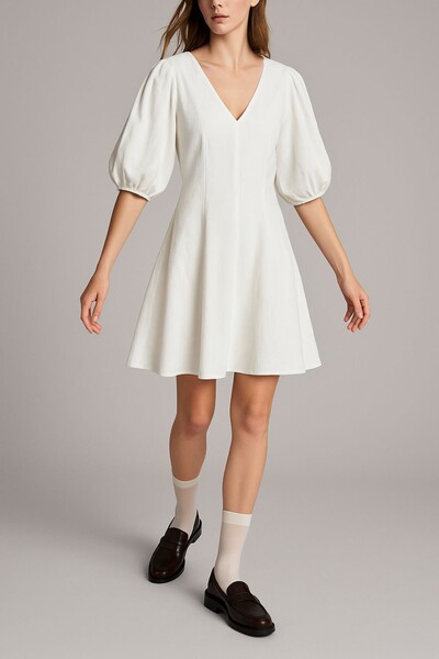 Foto Vestido curto evasê Kwi