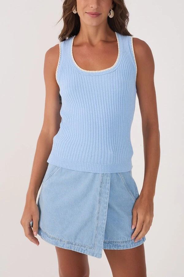 Blusa tricot decote bordado Dress to