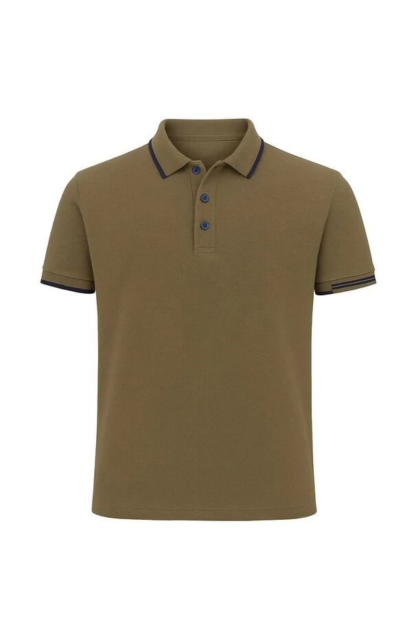 Polo masculina com detalhe gola e manga Kwi