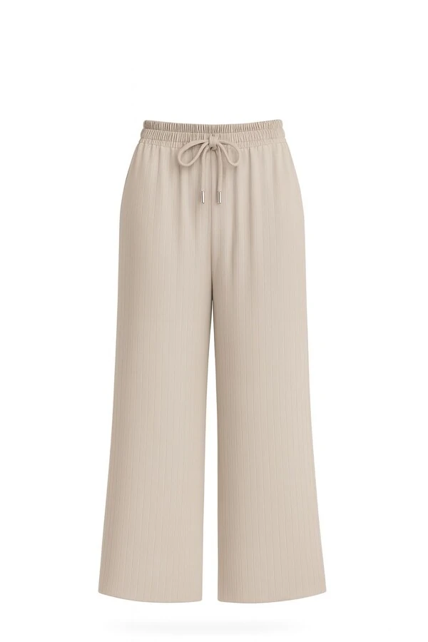 Calça plus size com cordão em malha Kwi