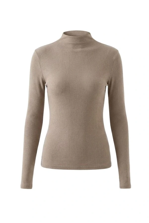 Blusa feminina ml gola alta em malha Kwi