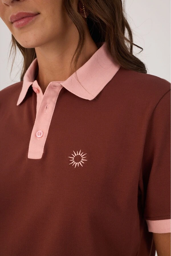 Blusa polo com bordado Dress to