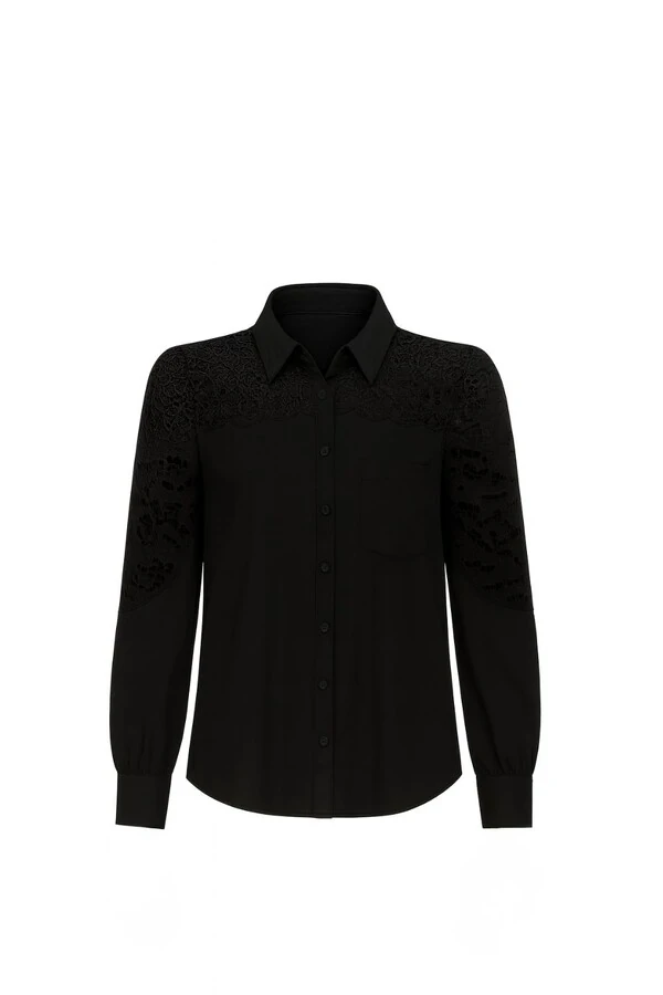 Camisa feminina com renda Kwi