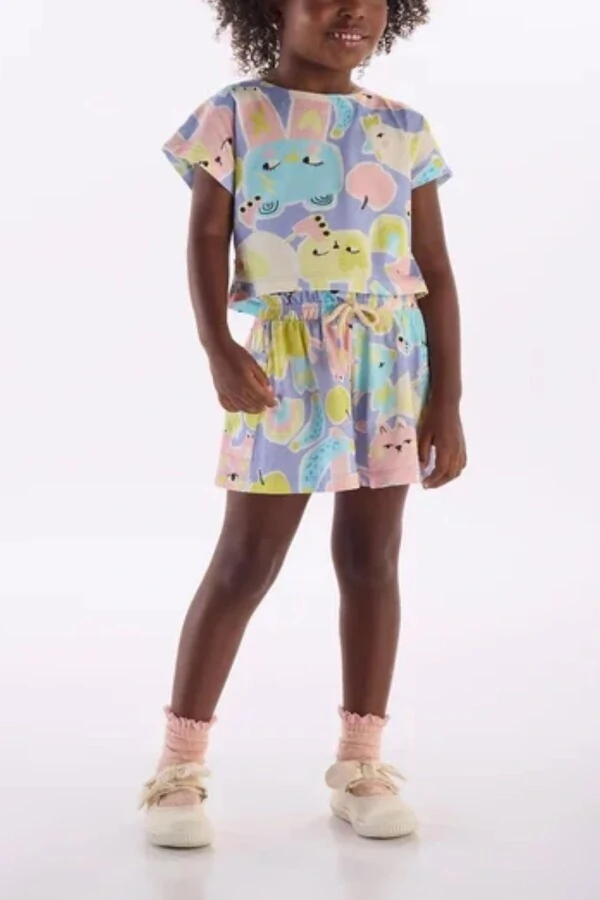 Conjunto blusa e short em malha digital Três e Já