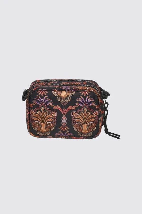 Bolsa chamego pantera boho Farm