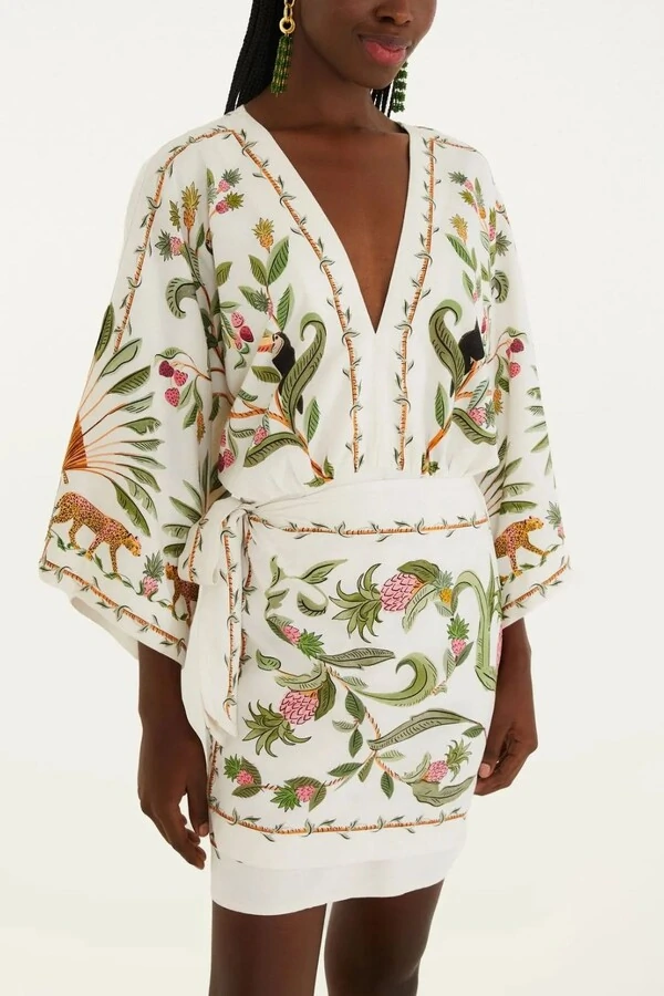 Vestido curto floresta doce Farm