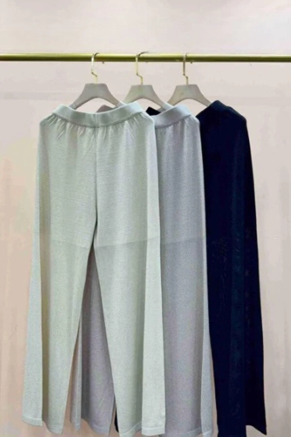 Calça pantalona c/ transparência Kwi