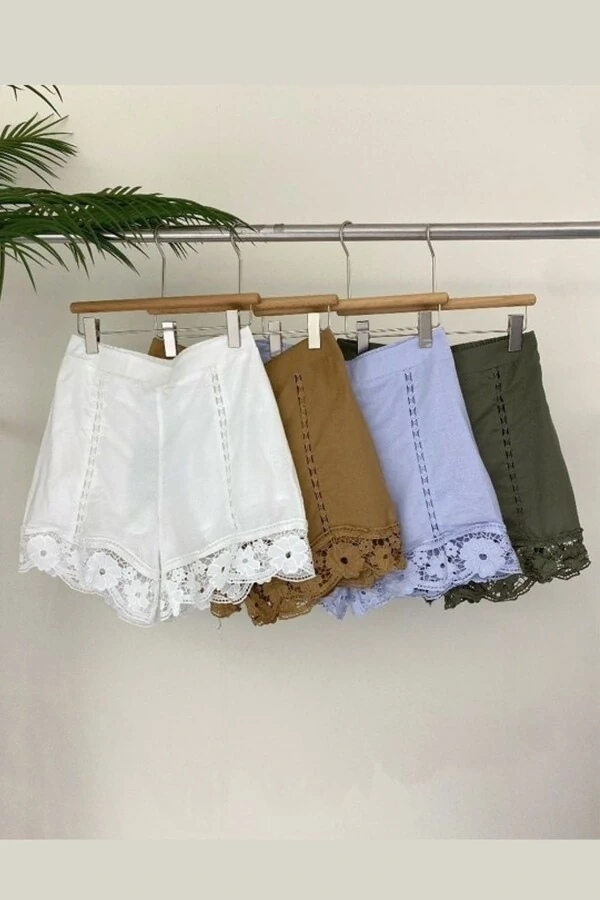 Shorts algodão com renda Kwi