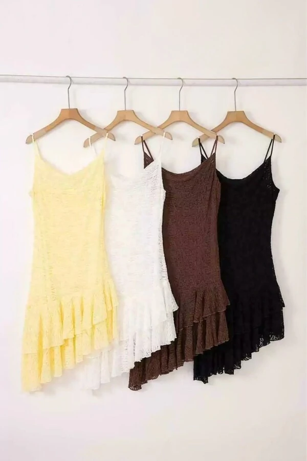 Vestido renda assimetrico Kwi