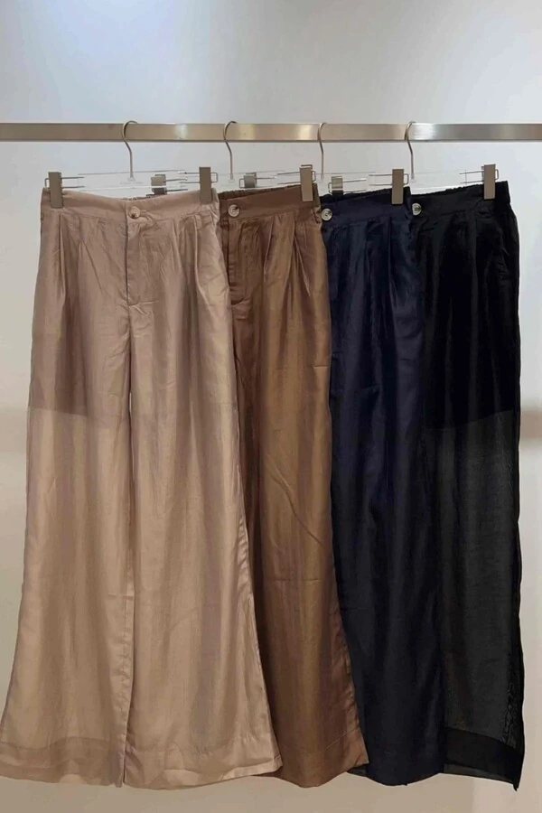 Calça liocel tranparente Kwi